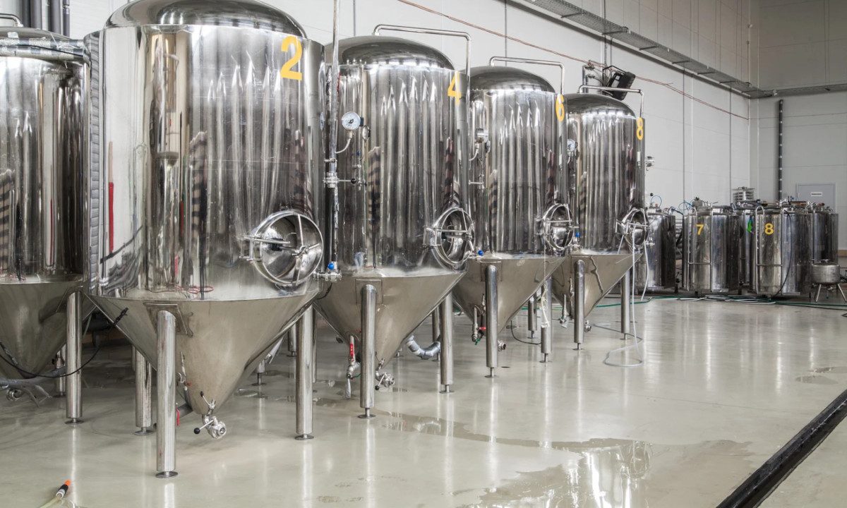 montaż instalacji przemysłowych ze stali nierdzewnej